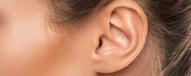 老人年纪大了听力会下降的原因是什么-第1张-问答-足足文章